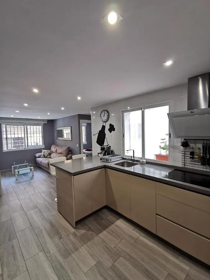 Great Location With Free Private Parking Appartement Córdoba